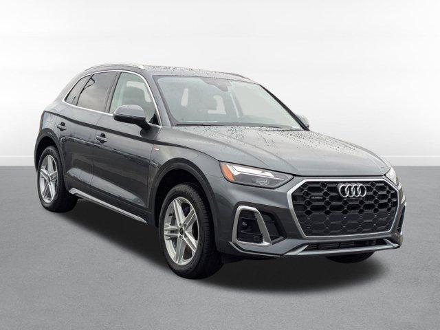 new 2025 Audi Q5 car, priced at $61,035