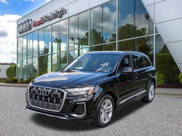 new 2025 Audi Q7 car, priced at $76,528