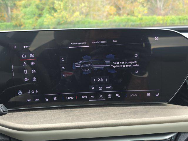 new 2025 Audi Q5 car, priced at $62,290