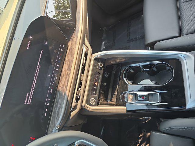 new 2025 Audi Q5 car, priced at $60,475
