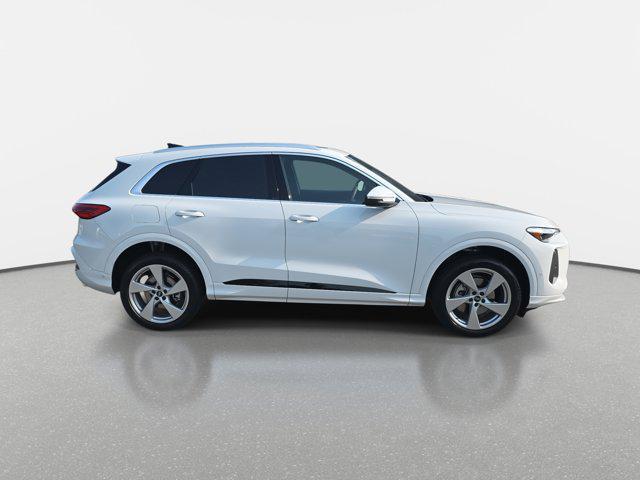 new 2025 Audi Q5 car, priced at $60,475