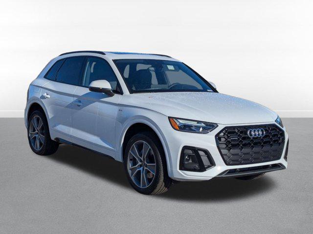 new 2025 Audi Q5 car, priced at $48,504