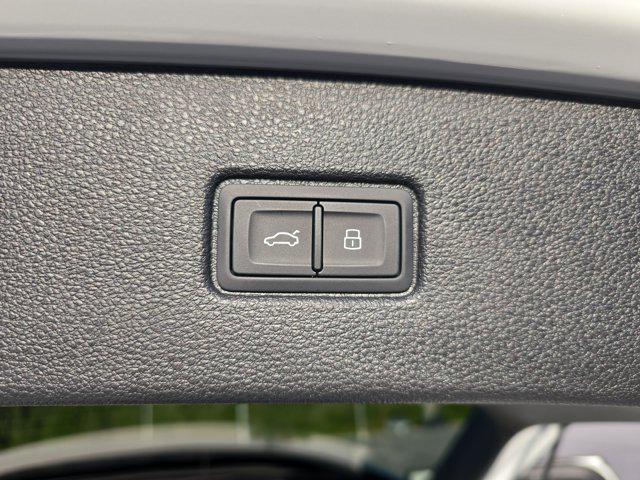 new 2026 Audi Q7 car, priced at $68,940