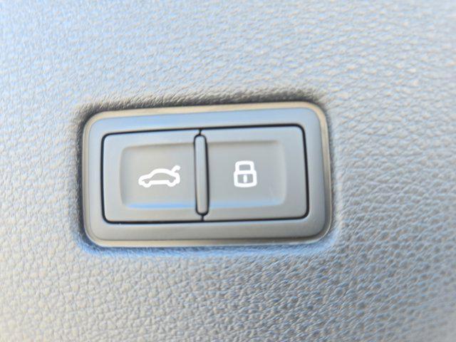 new 2025 Audi Q8 car, priced at $81,965