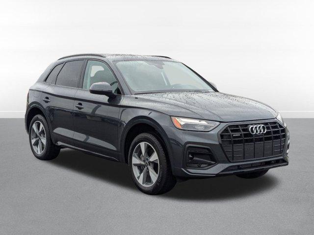 new 2025 Audi Q5 car, priced at $48,960