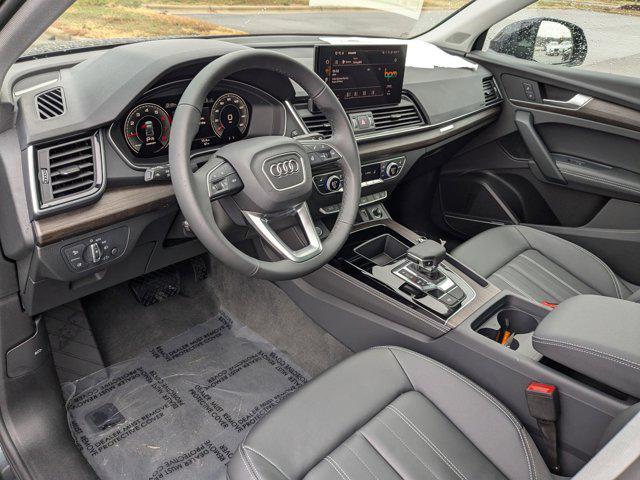 new 2025 Audi Q5 car, priced at $48,960