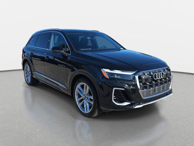 new 2025 Audi Q7 car, priced at $67,581