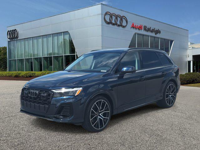 new 2025 Audi Q7 car, priced at $70,293