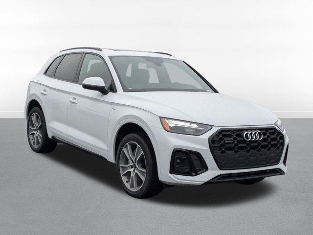 new 2025 Audi Q5 car, priced at $48,504