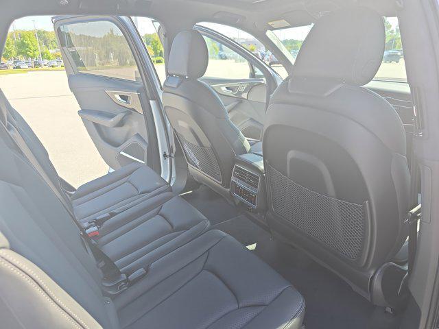 new 2026 Audi Q7 car, priced at $85,695