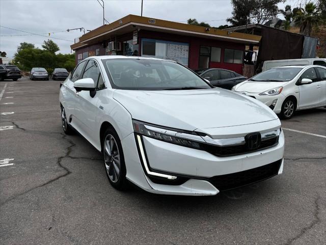 used 2018 Honda Clarity Plug-In Hybrid car, priced at $15,999