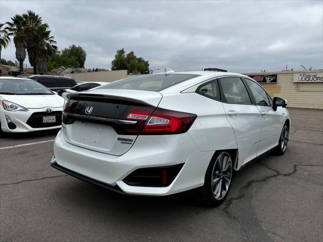 used 2018 Honda Clarity Plug-In Hybrid car, priced at $15,999