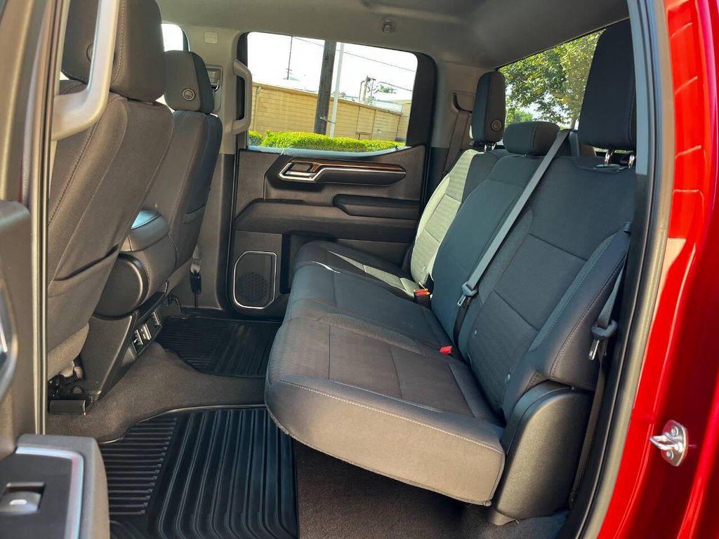 used 2025 Chevrolet Silverado 1500 car, priced at $32,999
