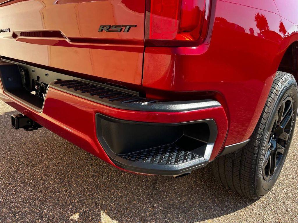 used 2025 Chevrolet Silverado 1500 car, priced at $32,999