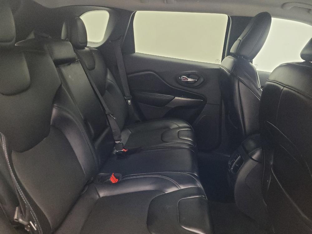 used 2019 Jeep Cherokee car, priced at $16,295