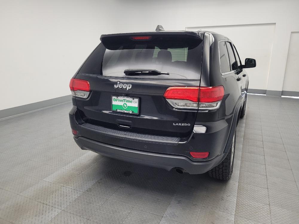 used 2018 Jeep Grand Cherokee car, priced at $17,395