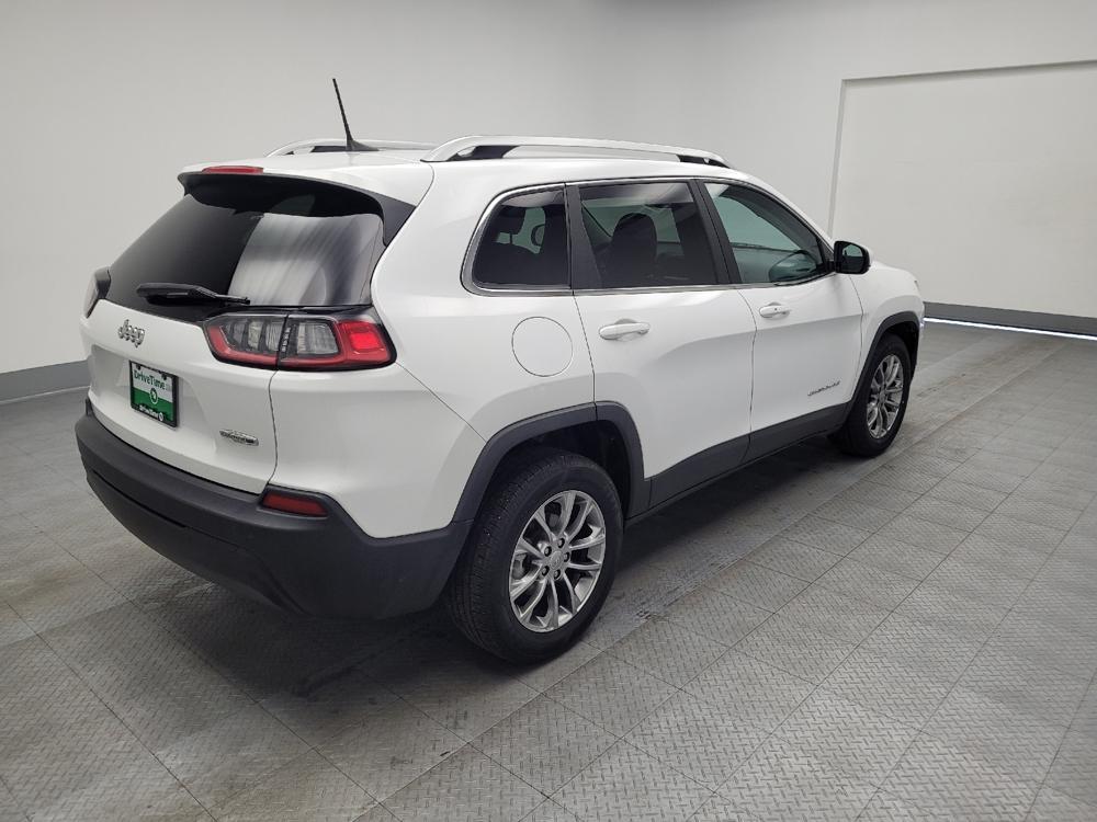 used 2020 Jeep Cherokee car, priced at $17,495
