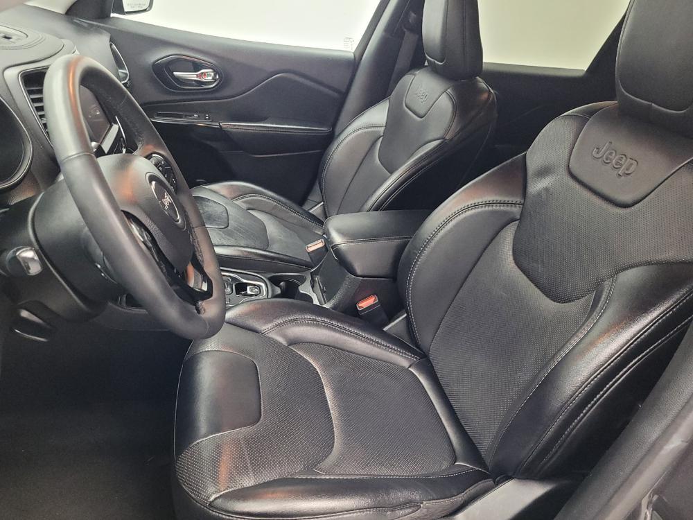 used 2023 Jeep Cherokee car, priced at $23,895