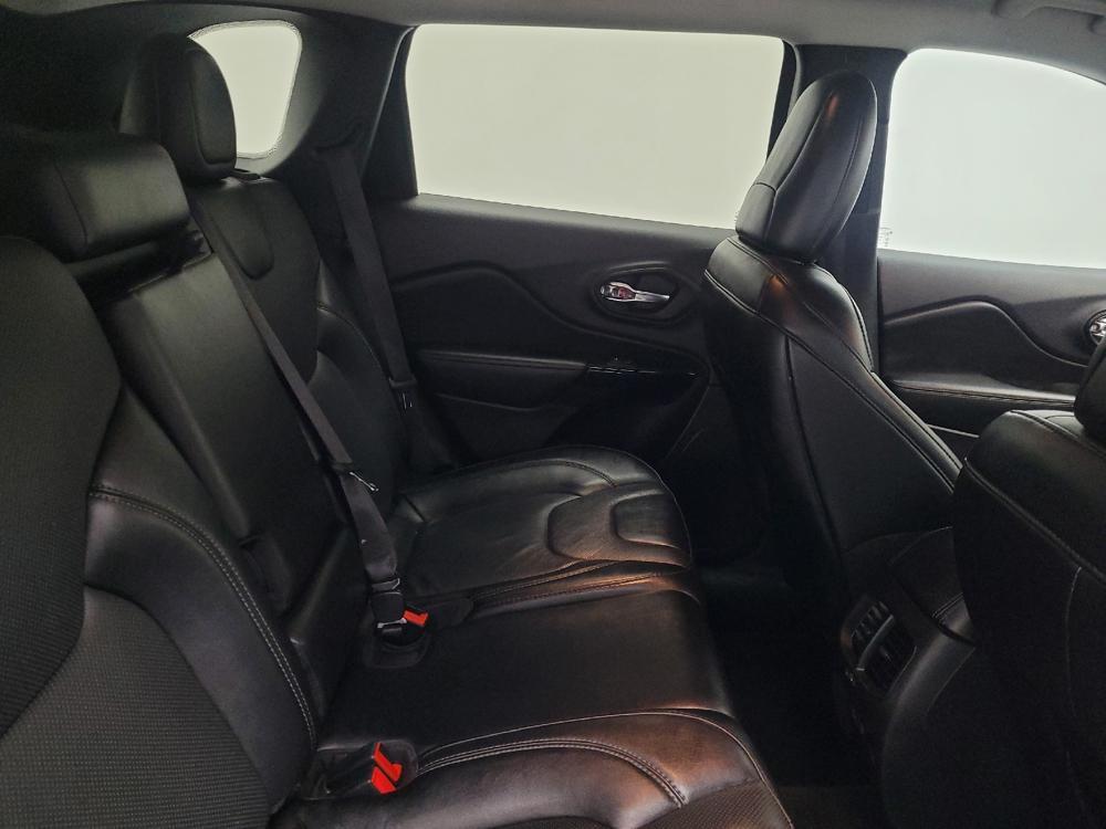 used 2023 Jeep Cherokee car, priced at $24,595