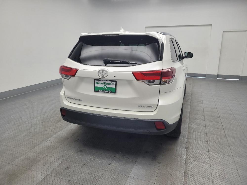used 2019 Toyota Highlander car, priced at $22,995