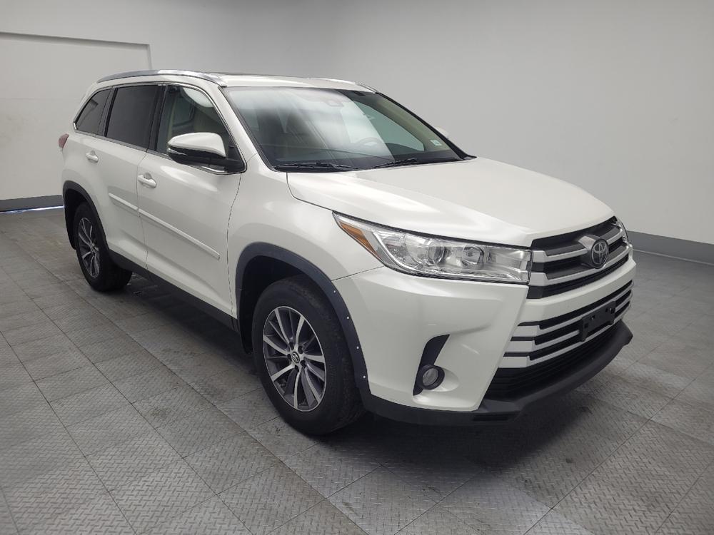 used 2019 Toyota Highlander car, priced at $22,995