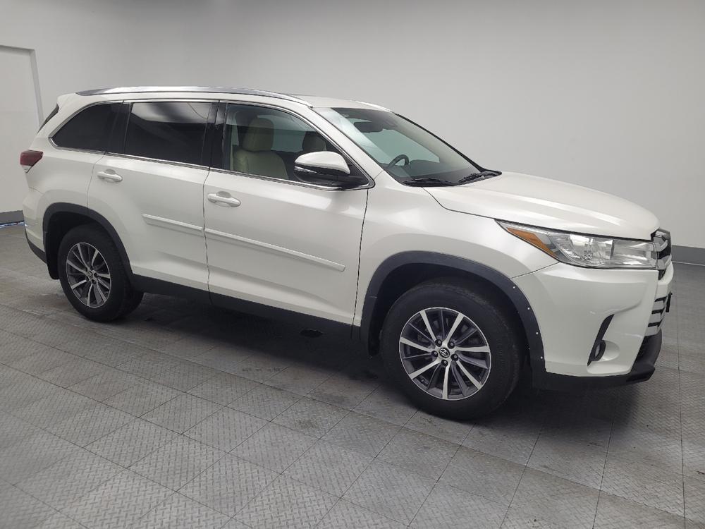 used 2019 Toyota Highlander car, priced at $22,995