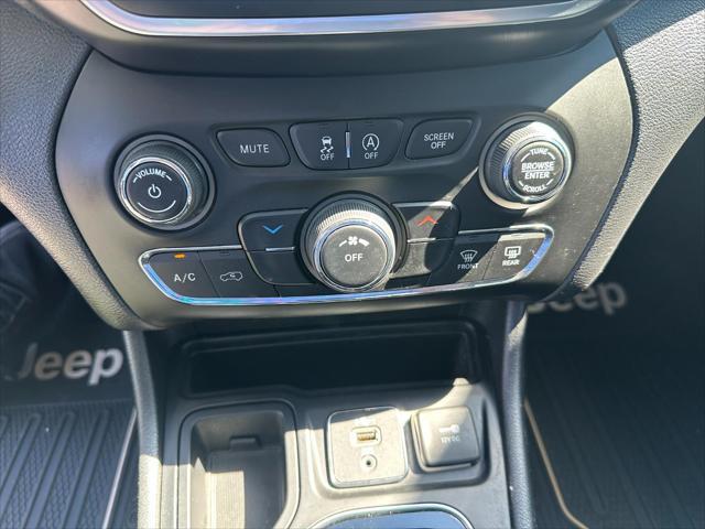 used 2020 Jeep Cherokee car, priced at $16,000