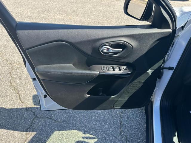 used 2020 Jeep Cherokee car, priced at $16,000