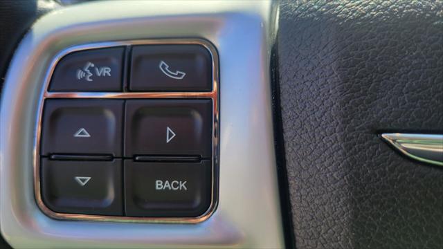 used 2013 Chrysler Town & Country car