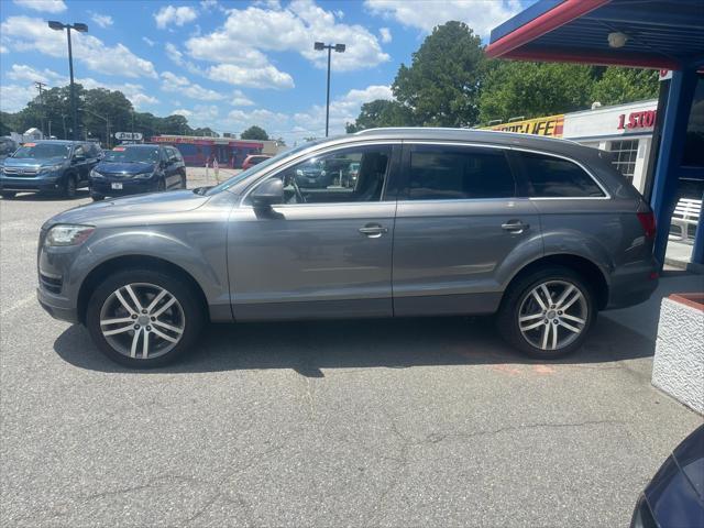 used 2011 Audi Q7 car, priced at $12,000