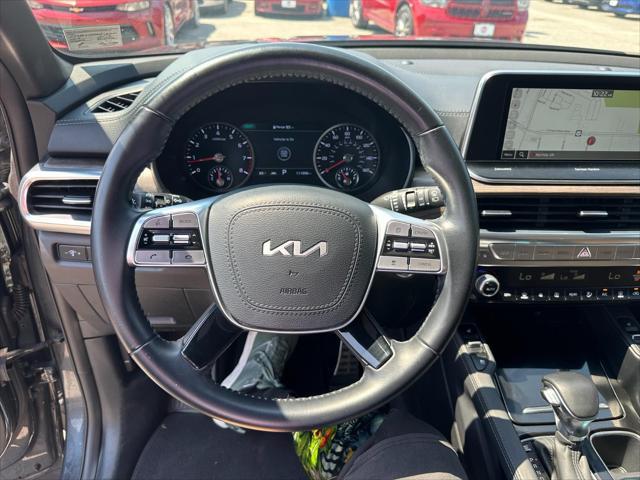used 2022 Kia Telluride car, priced at $28,000