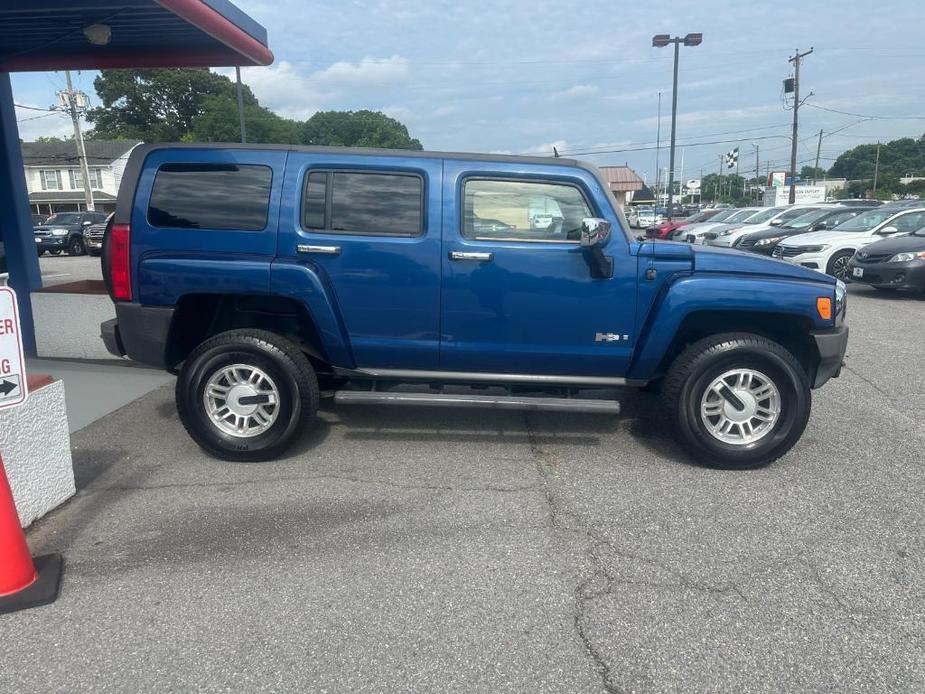 used 2006 Hummer H3 car, priced at $10,000