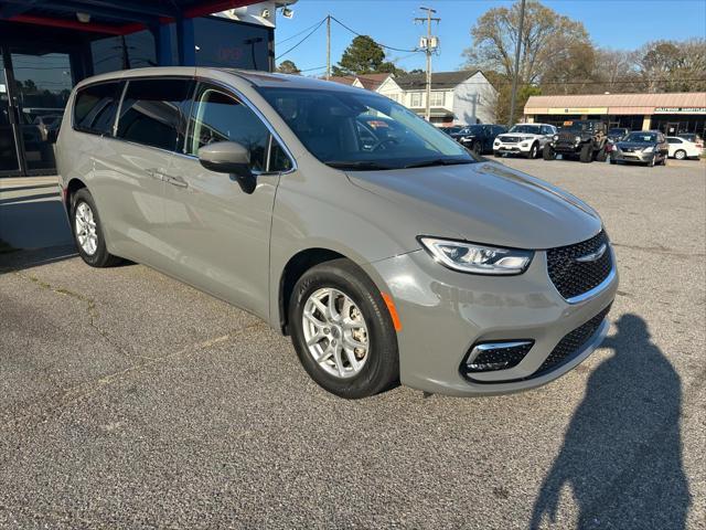used 2023 Chrysler Pacifica car, priced at $24,000