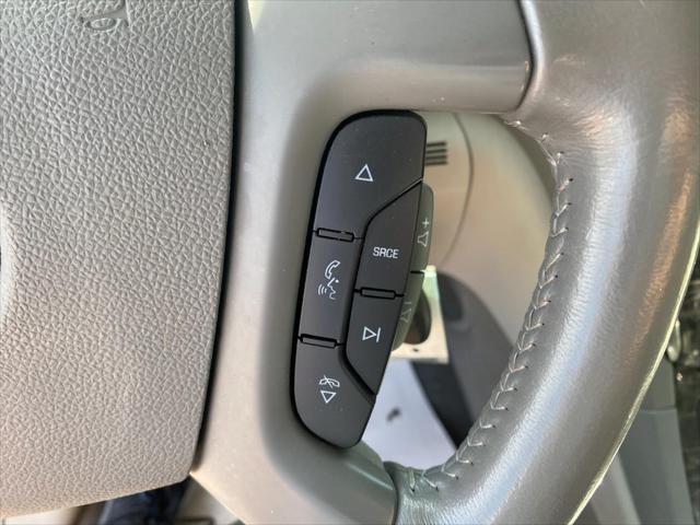 used 2014 Buick Enclave car, priced at $6,000