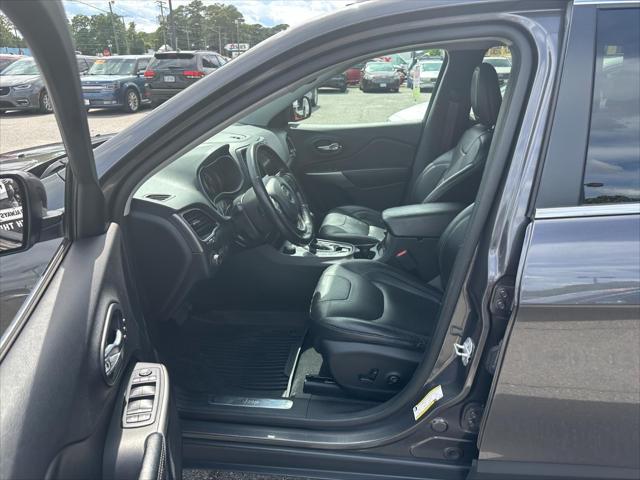 used 2020 Jeep Cherokee car, priced at $17,000