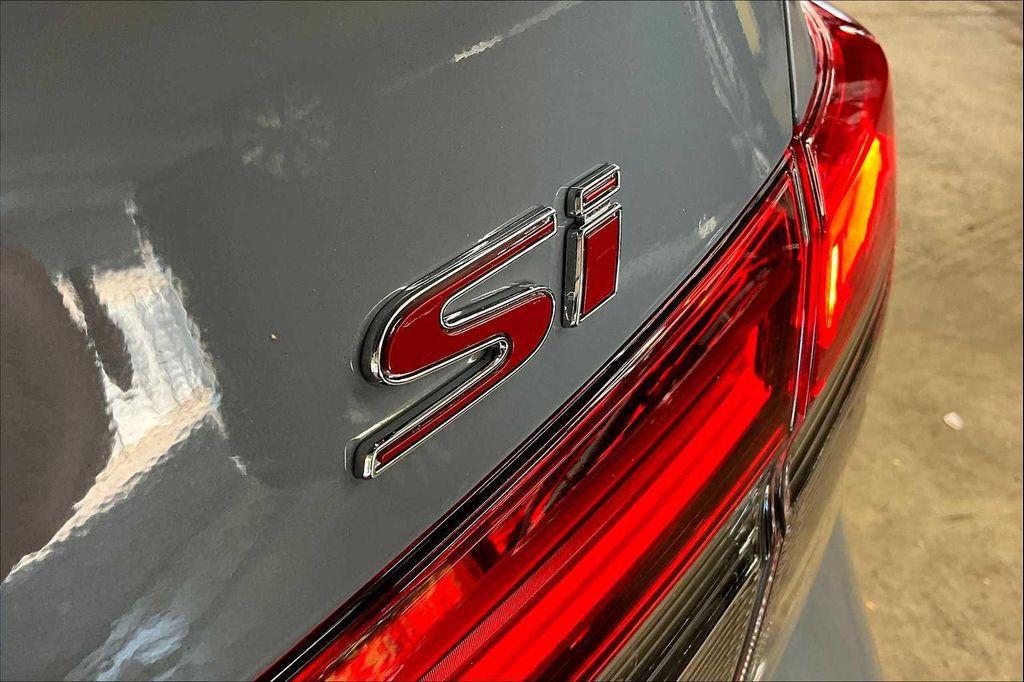 used 2022 Honda Civic Si car, priced at $28,728