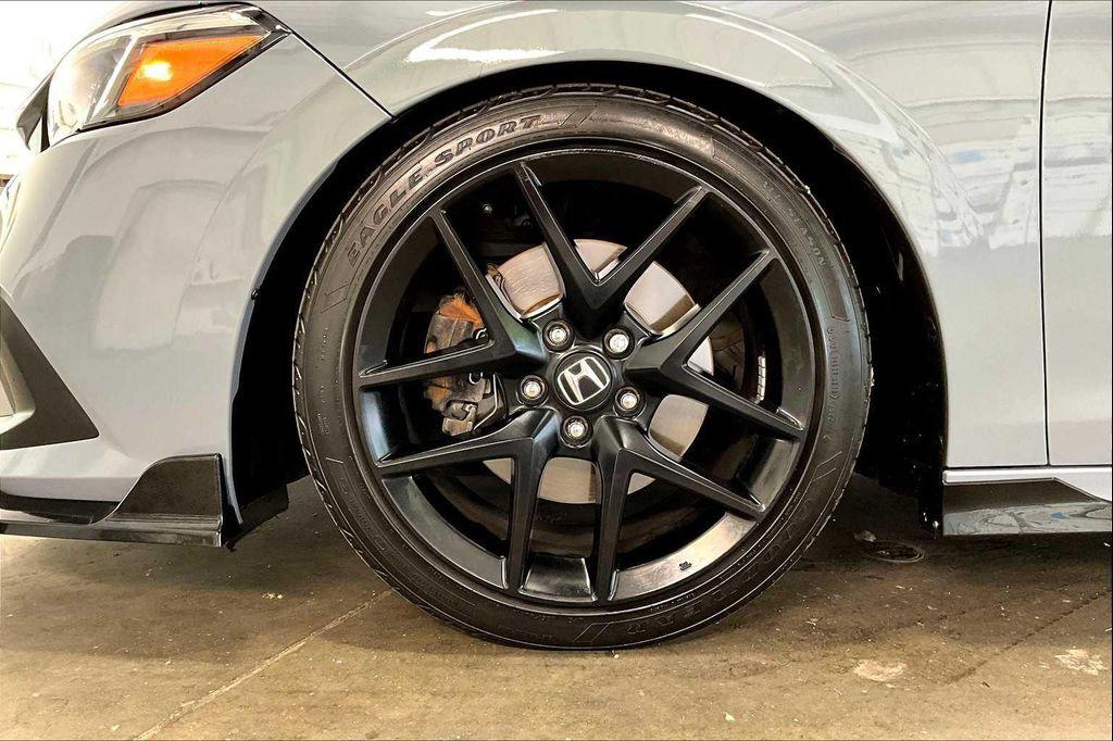 used 2022 Honda Civic Si car, priced at $28,728