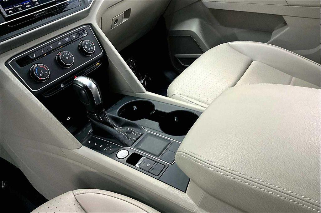 used 2023 Volkswagen Atlas car, priced at $26,184