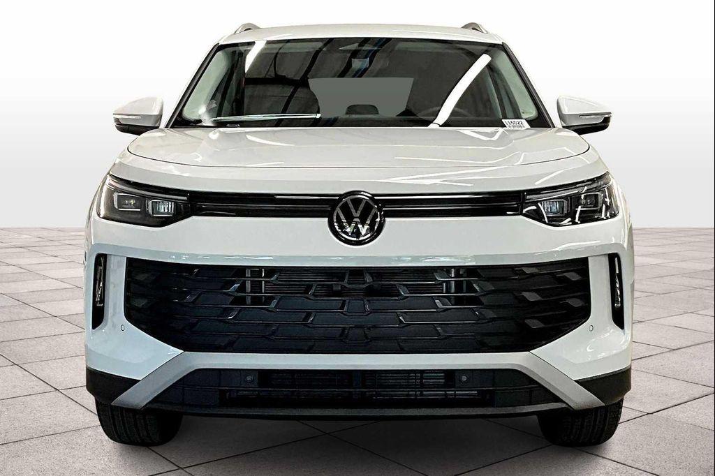 new 2025 Volkswagen Tiguan car, priced at $34,126