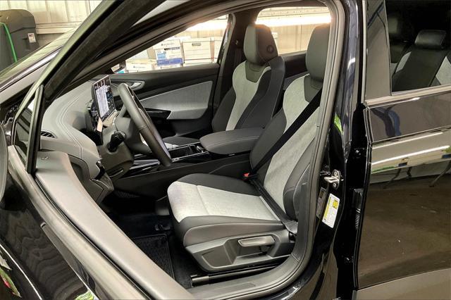 new 2025 Volkswagen ID.4 car, priced at $51,076