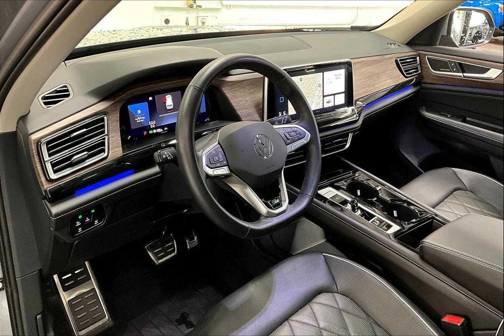 used 2025 Volkswagen Atlas car, priced at $48,489