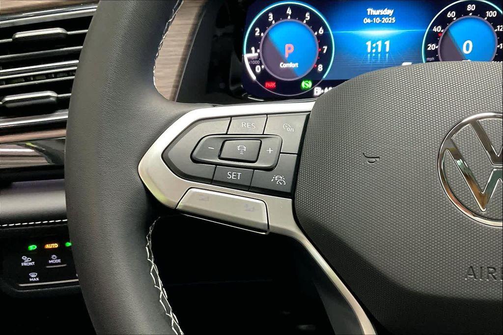 new 2025 Volkswagen Atlas car, priced at $51,934