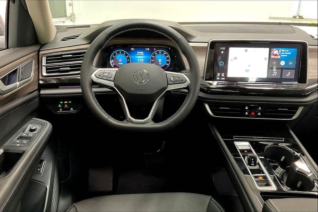 new 2025 Volkswagen Atlas car, priced at $51,934