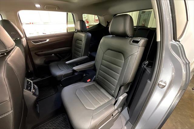 new 2025 Volkswagen Atlas car, priced at $51,934
