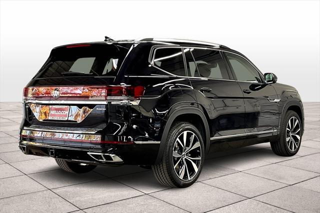 new 2025 Volkswagen Atlas car, priced at $56,539