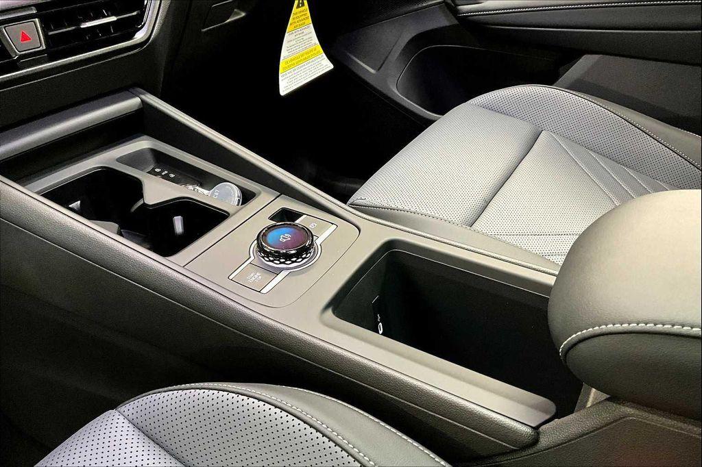 new 2025 Volkswagen Tiguan car, priced at $39,709