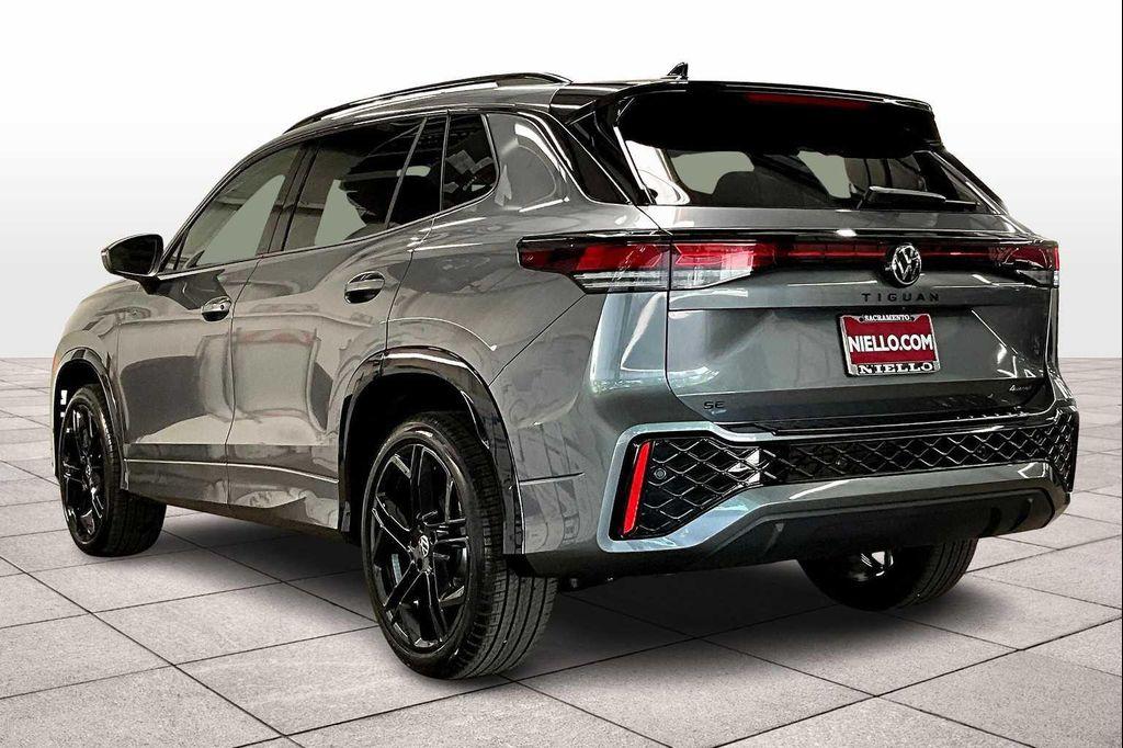 new 2025 Volkswagen Tiguan car, priced at $39,709