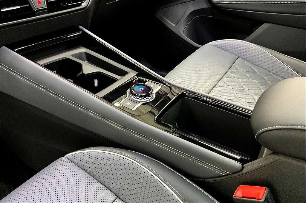 new 2025 Volkswagen Tiguan car, priced at $42,741