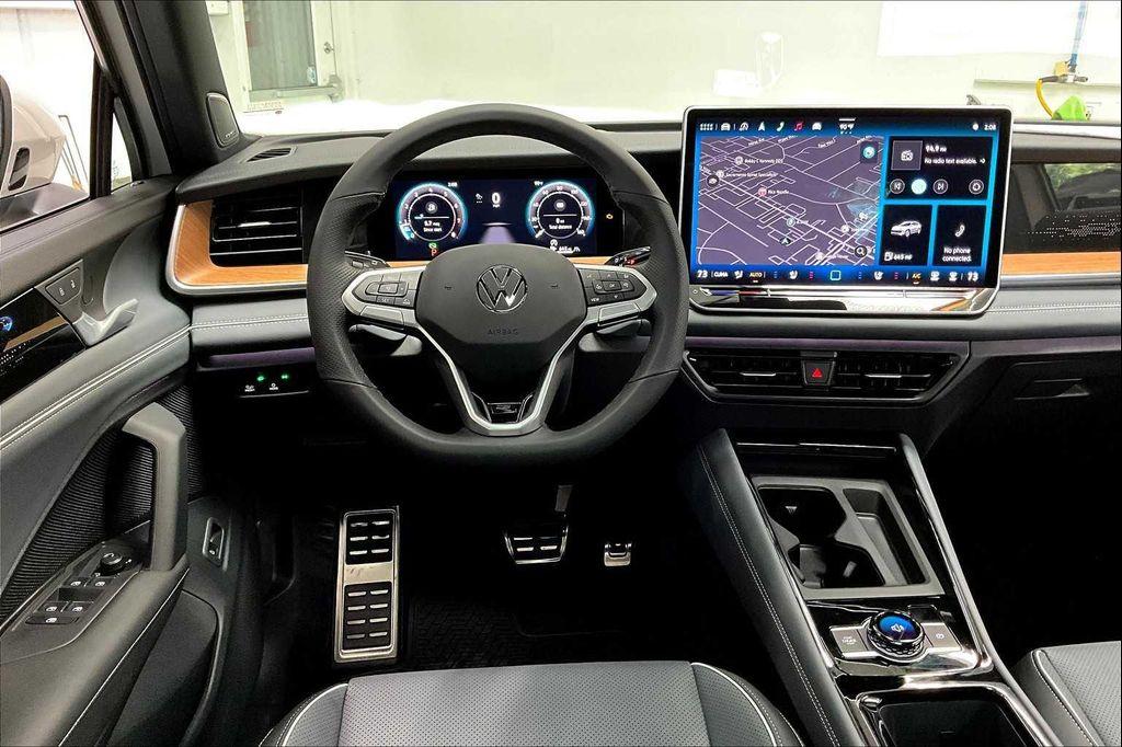 new 2025 Volkswagen Tiguan car, priced at $42,741