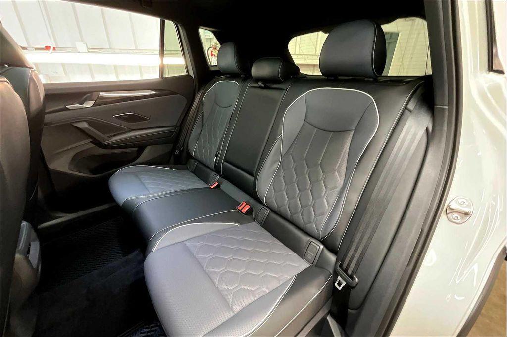 new 2025 Volkswagen Tiguan car, priced at $42,741